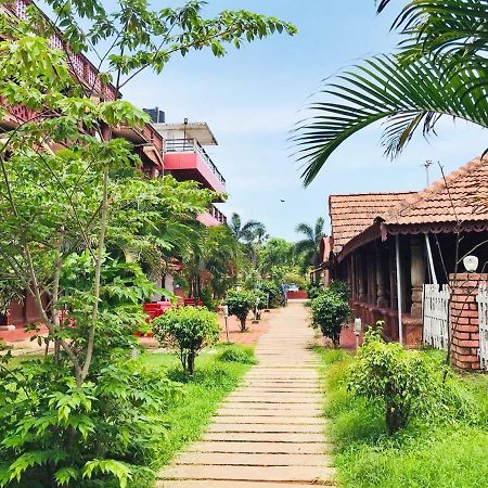 Red Rock Residency Hotel Mangalore Exterior photo